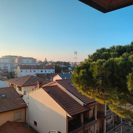 Attico A 2 Passi Dalla Stazione E Centro Storico Rawenna Zewnętrze zdjęcie